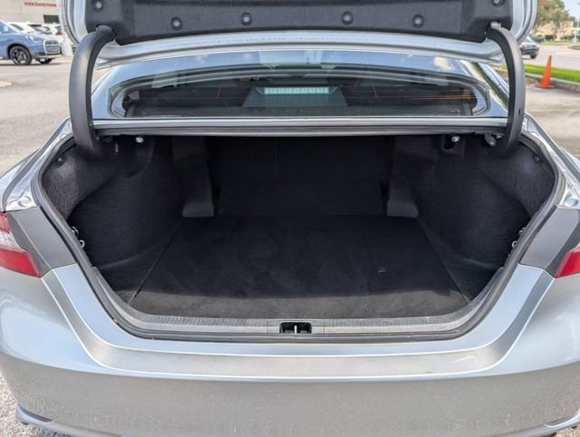 Used 2023 Toyota Camry SE w/ Convenience Package FWD image 29