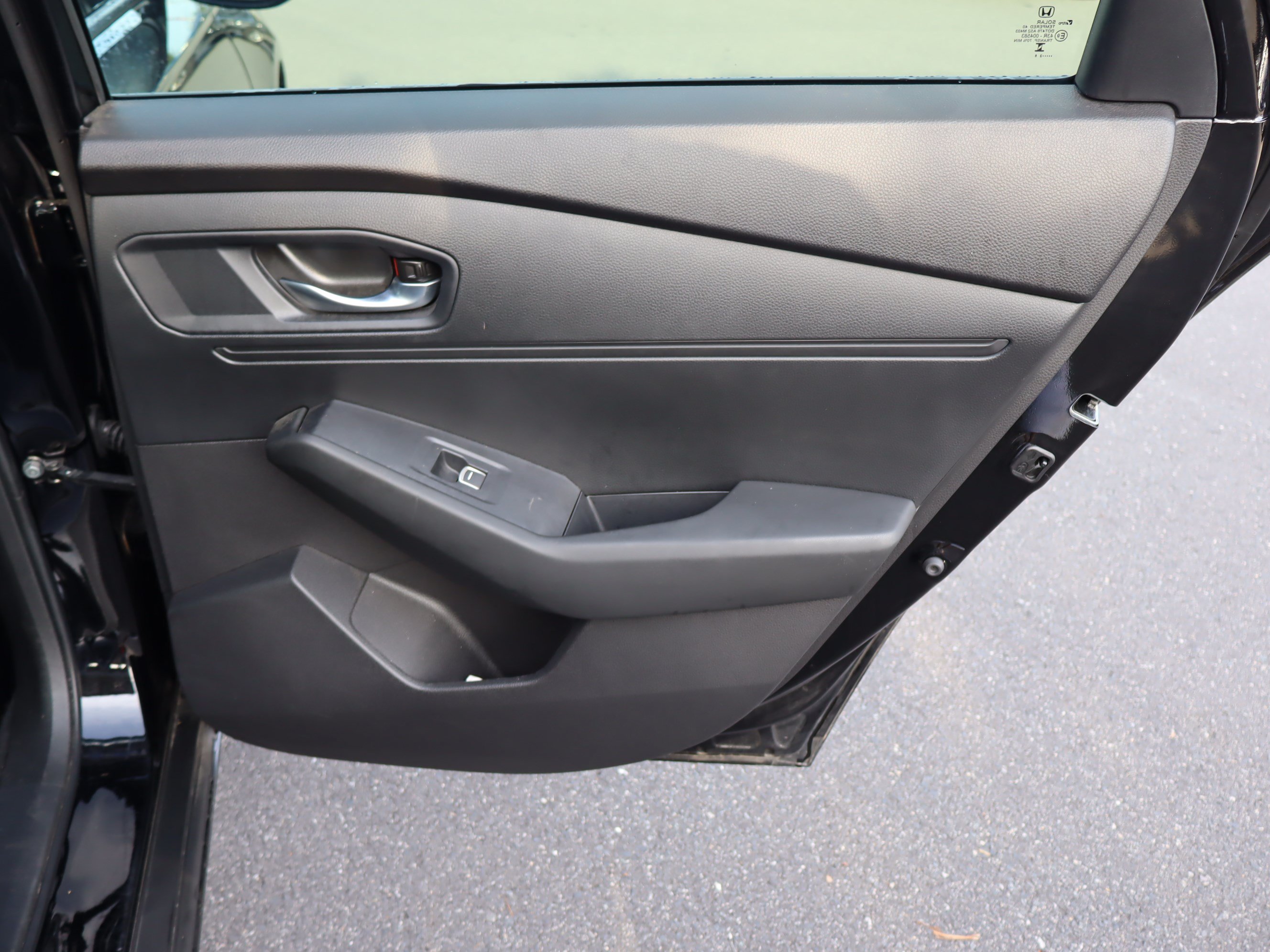 Used 2025 Honda Accord Sport image 32