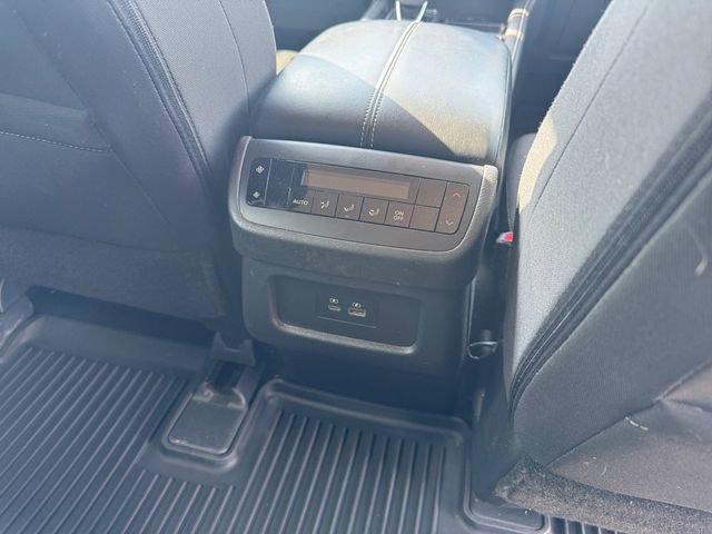 Used 2023 Nissan Pathfinder SV FWD image 23