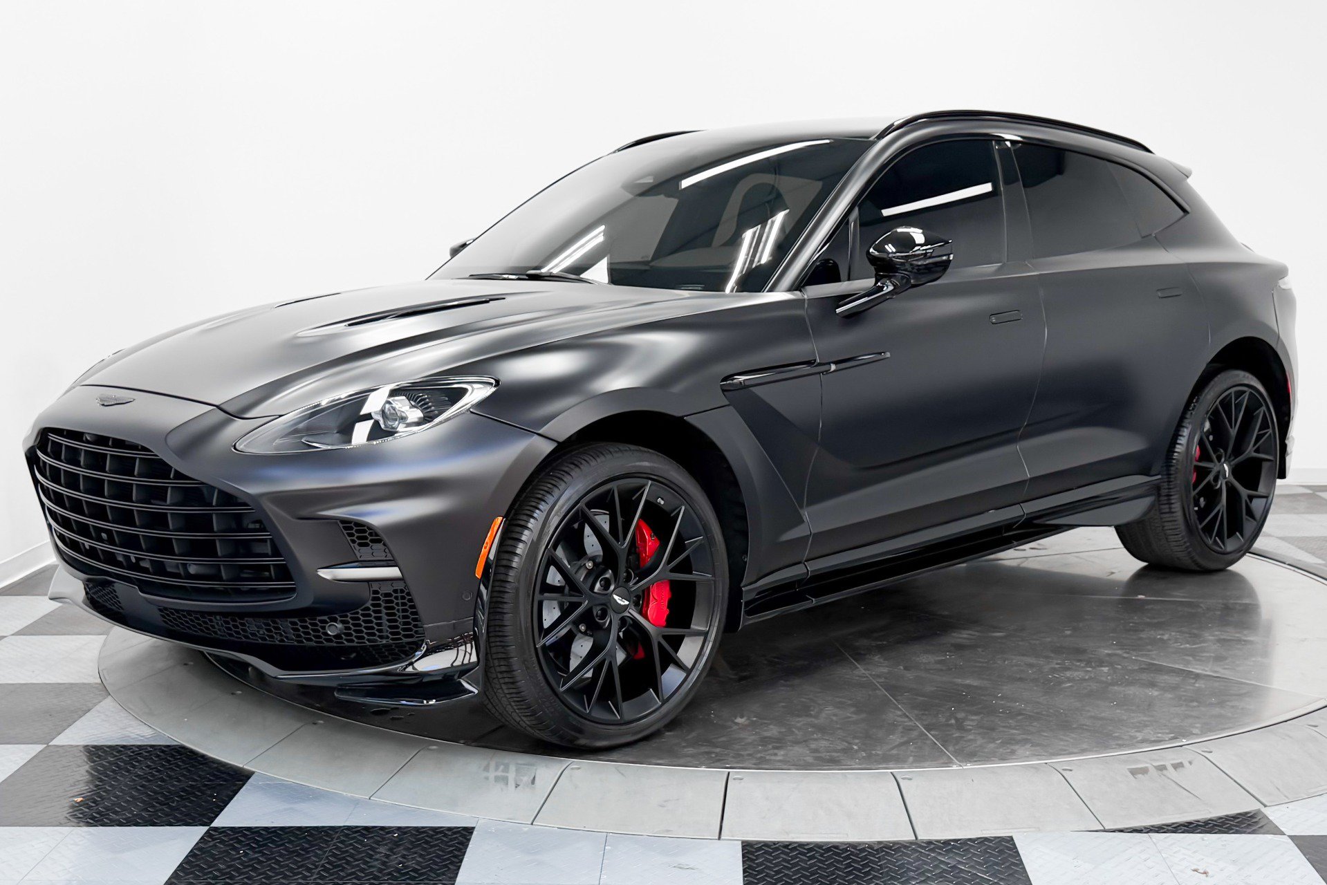 Used 2025 Aston Martin DBX 707 AWD/4WD image 5