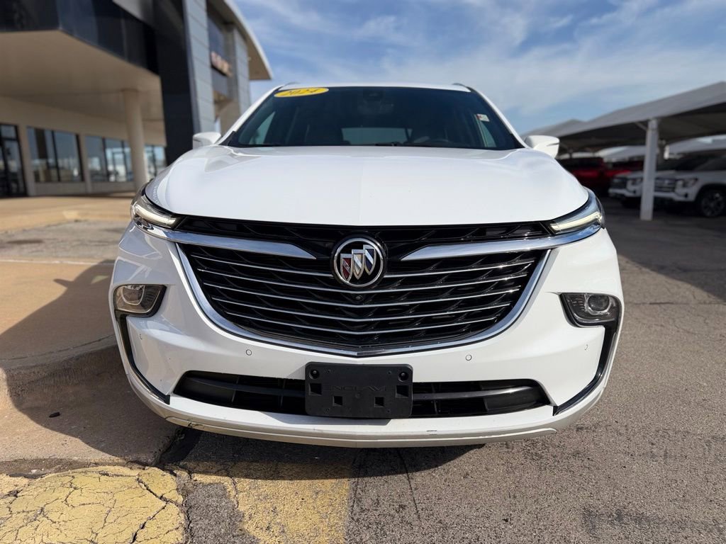 Used 2024 Buick Enclave Premium image 2