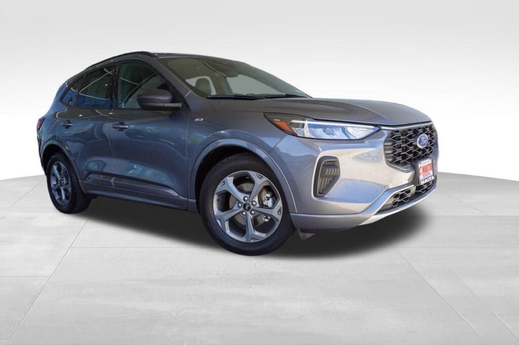 Used 2023 Ford Escape ST-Line video 4