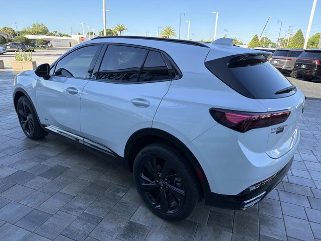 Used 2025 Buick Envision Sport Touring image 4