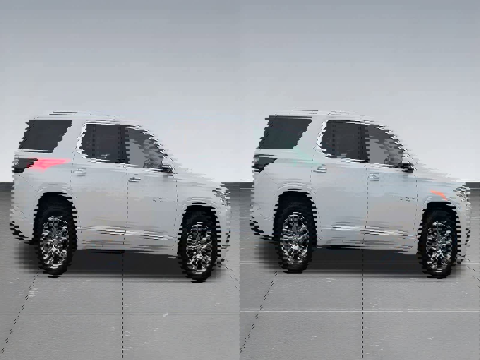 Used 2020 Chevrolet Traverse High Country w/ LPO, Floor Liner Package image 7