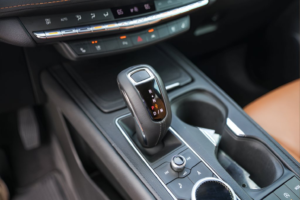 Used 2019 Cadillac XT4 Premium Luxury FWD image 20