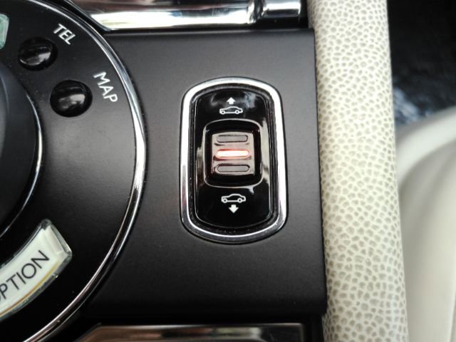 Used 2014 Rolls-Royce Wraith image 54