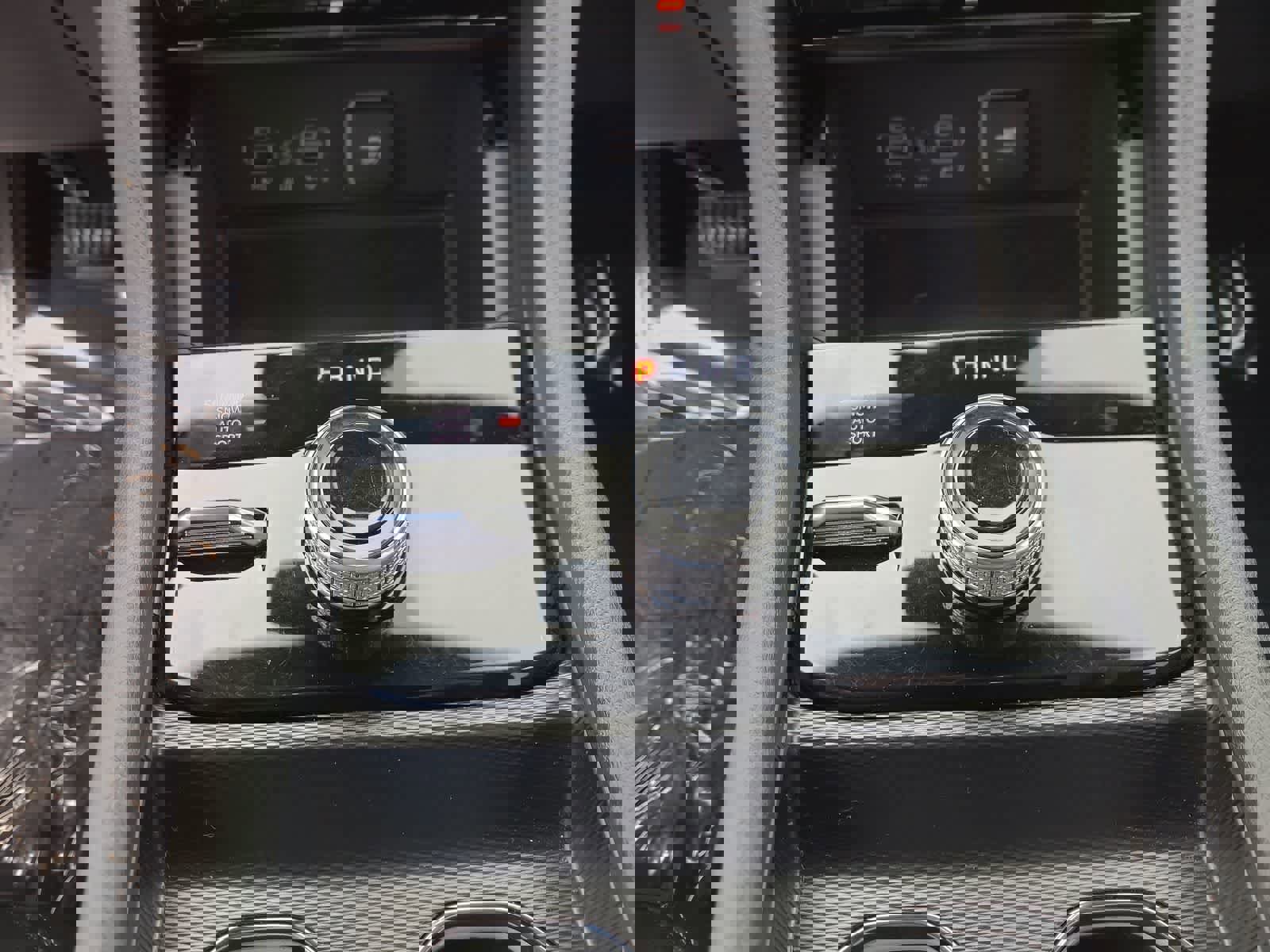 Used 2024 Jeep Grand Cherokee L Limited w/ Luxury Tech Group II image 25