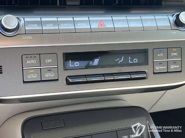 New 2026 Hyundai Kona Limited FWD image 25