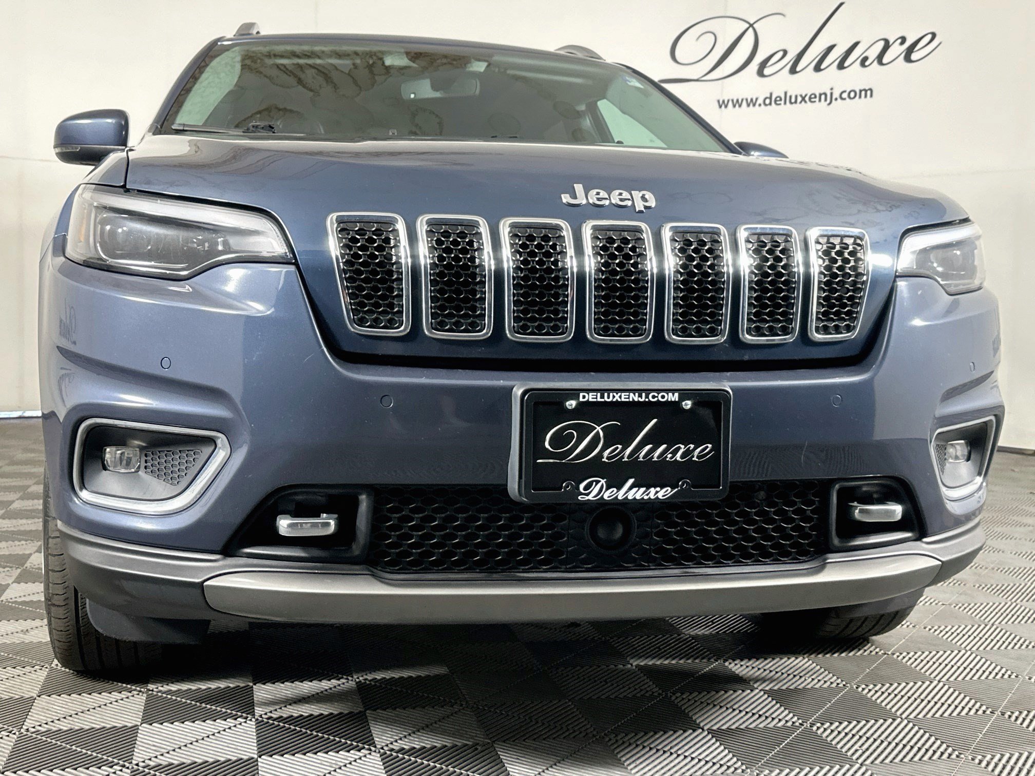 Used 2021 Jeep Cherokee Limited w/ Elite Package AWD/4WD image 30