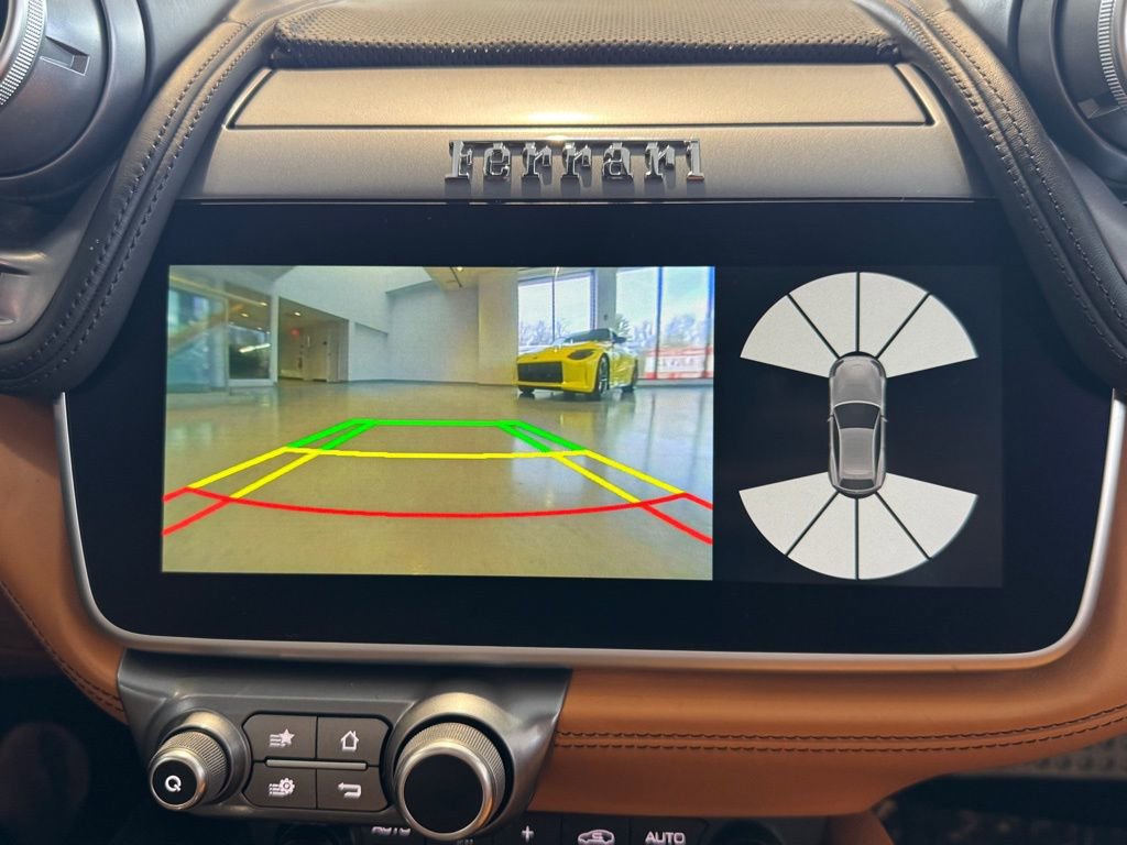 Used 2018 Ferrari GTC4Lusso T image 54