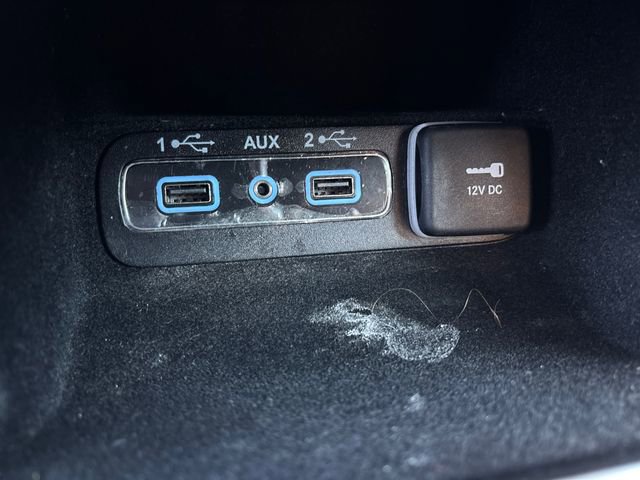 Used 2018 Jeep Grand Cherokee Limited image 26