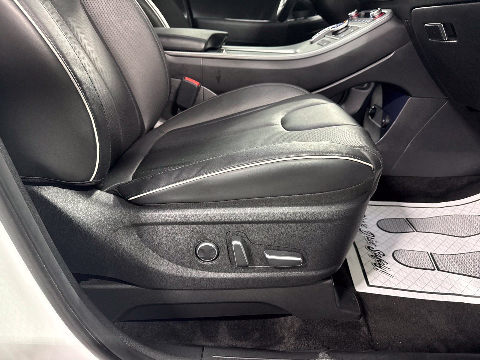 Used 2025 Hyundai Palisade SEL AWD/4WD image 13