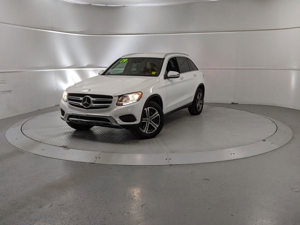 Used 2019 Mercedes-Benz GLC 300 4MATIC image 6