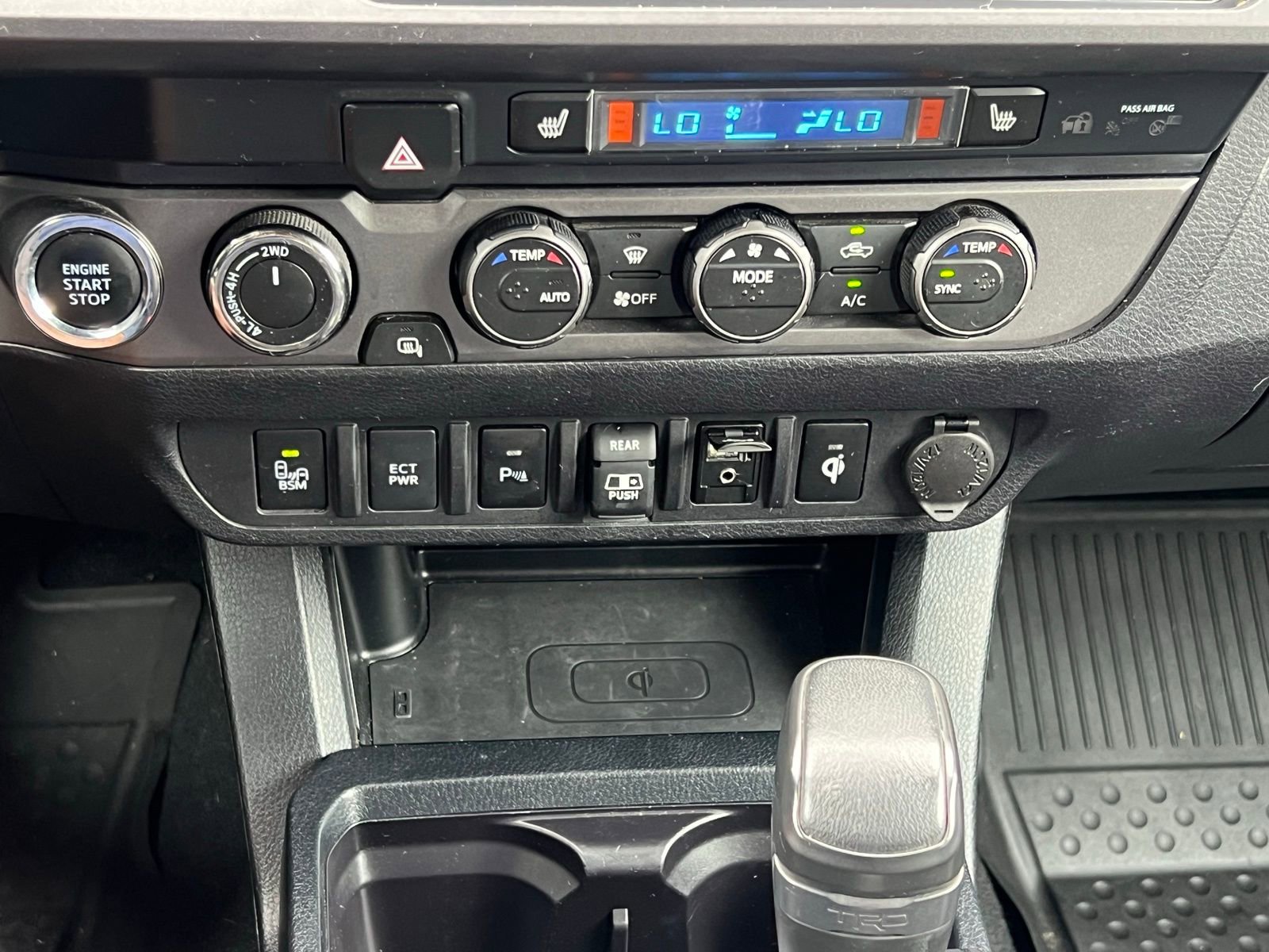 Used 2019 Toyota Tacoma TRD Pro AWD/4WD image 33