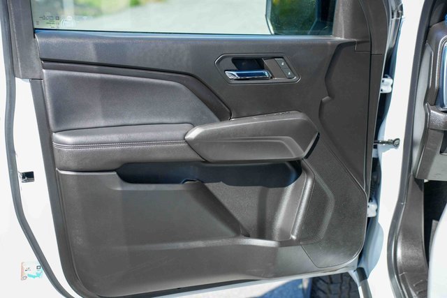 Used 2024 GMC Canyon Elevation image 16