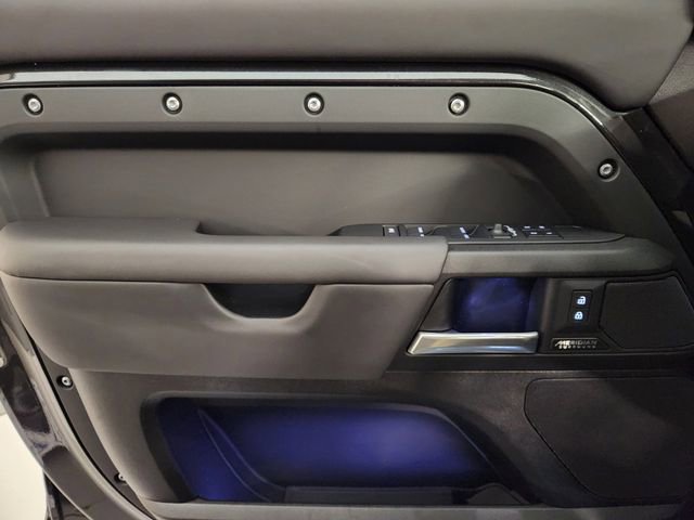 New 2026 Land Rover Defender 110 V8 image 22