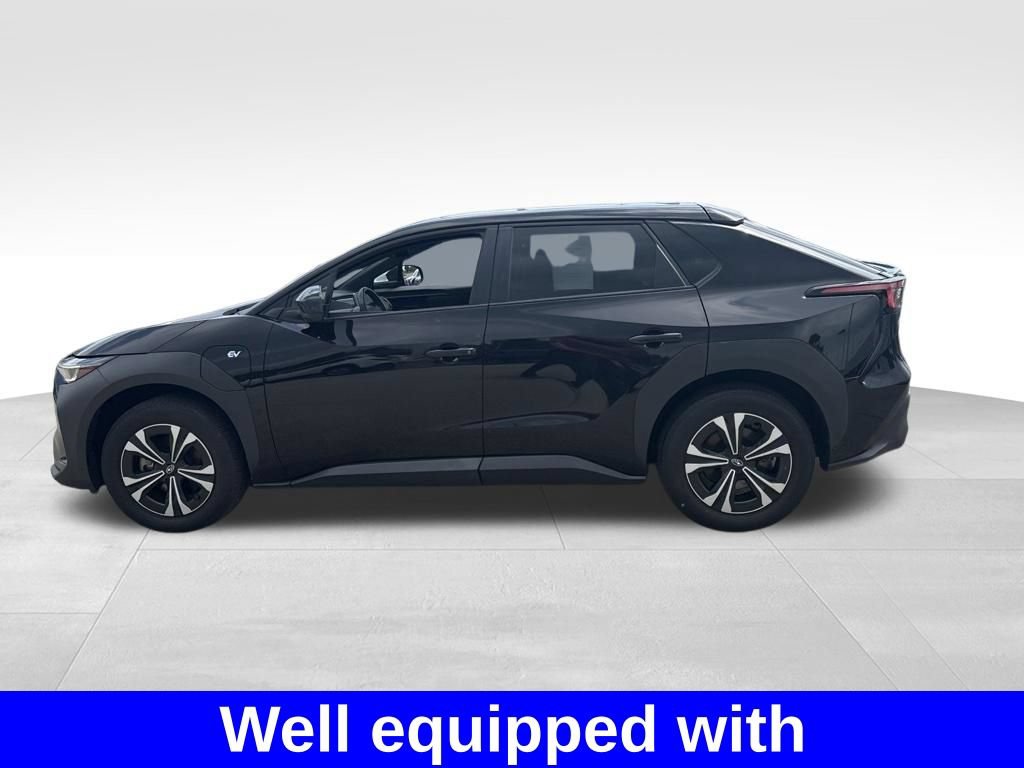 Used 2023 Subaru Solterra AWD image 3