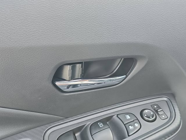 New 2025 Nissan Versa SV w/ Trunk Package FWD image 18