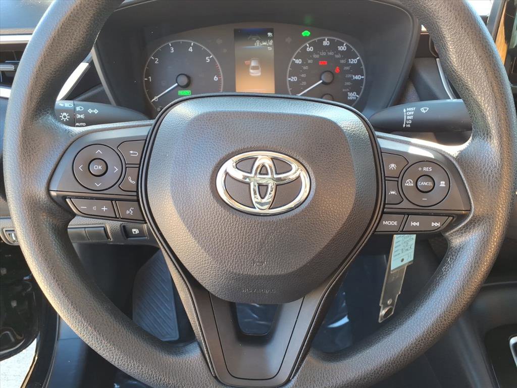 Used 2023 Toyota Corolla LE image 25