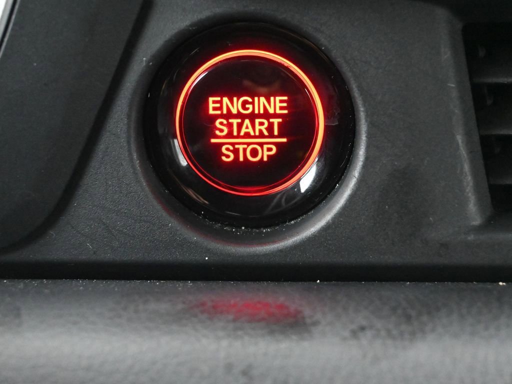 Used 2024 Honda Pilot Touring image 17