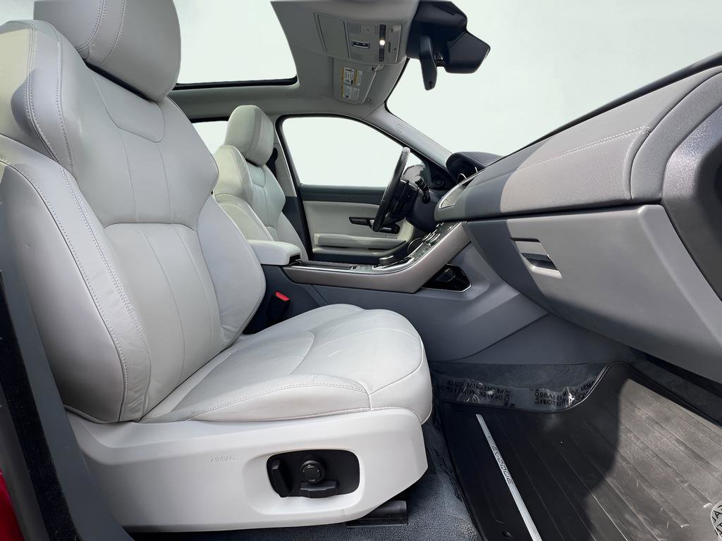 Used 2018 Land Rover Range Rover Evoque SE Premium AWD/4WD image 31