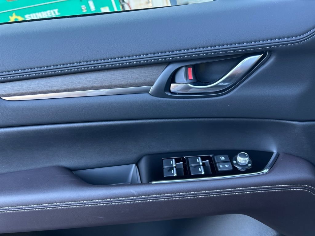 New 2025 MAZDA CX-5 Signature image 13