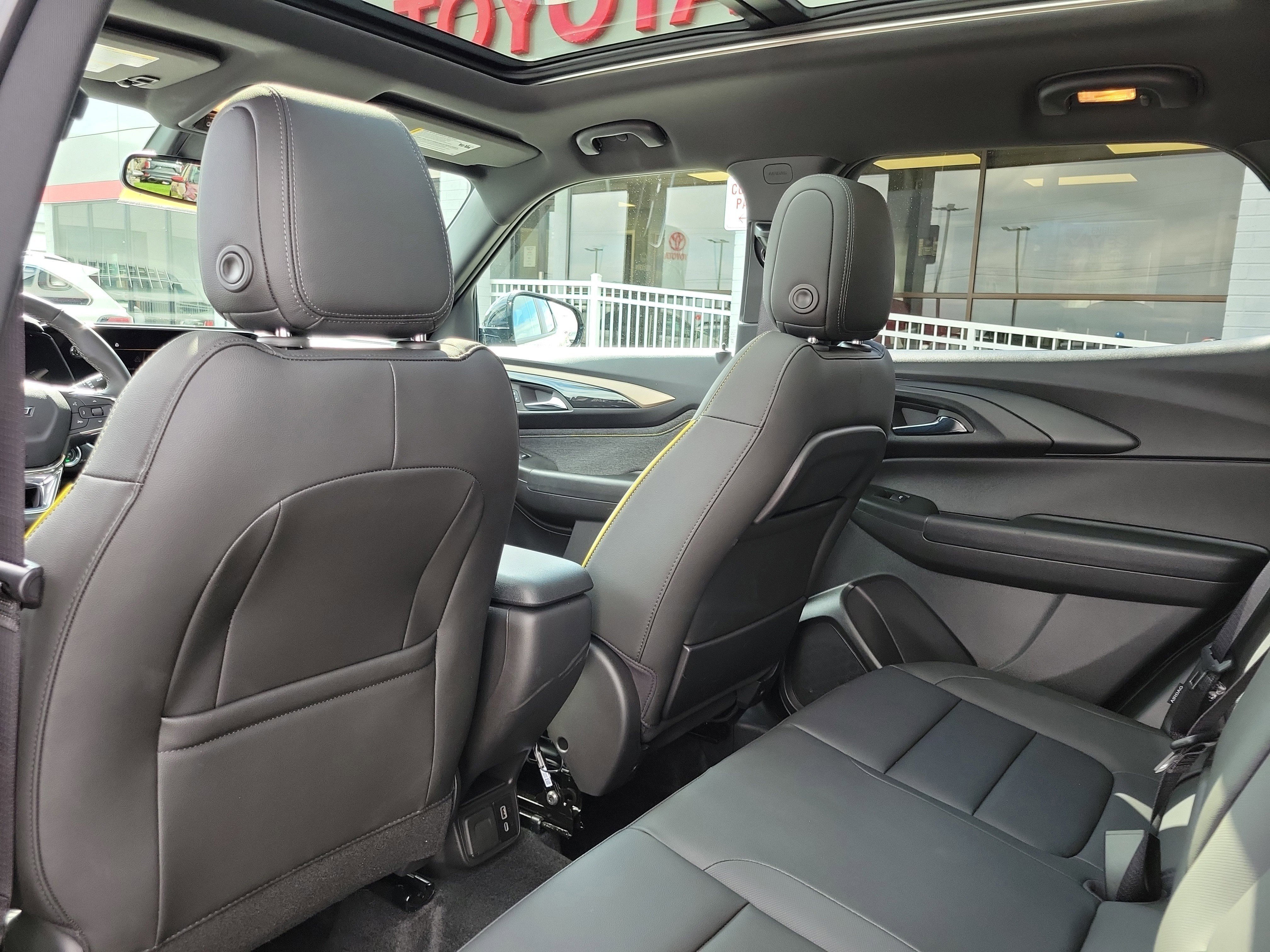 Used 2026 Chevrolet TrailBlazer ACTIV w/ Convenience Package AWD/4WD image 14