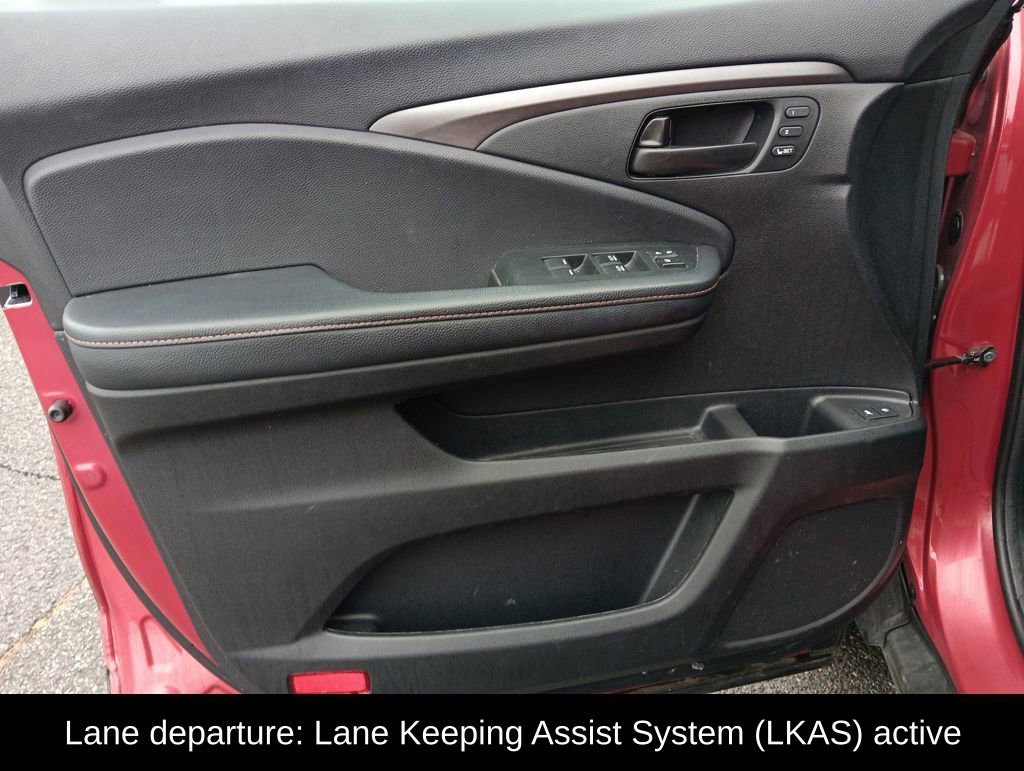 Used 2023 Honda Passport TrailSport image 11