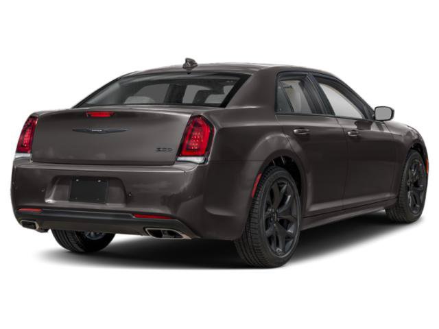 Used 2023 Chrysler 300 Touring L w/ Popular Equipment Group RWD image 2