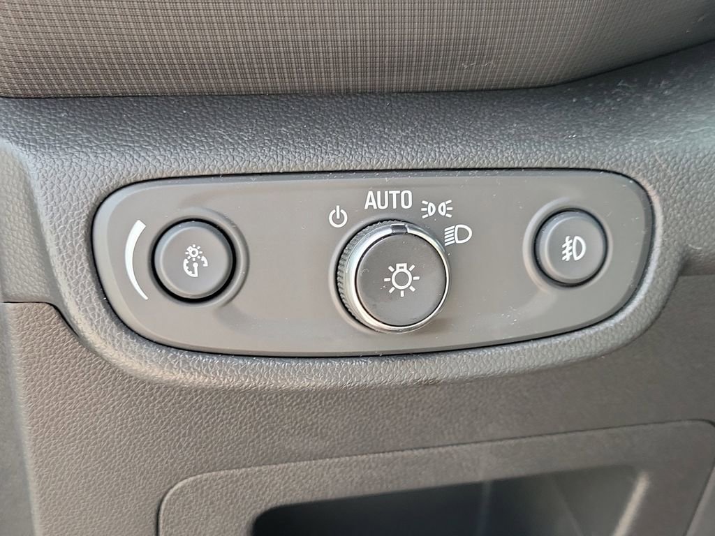 Used 2022 Chevrolet TrailBlazer RS image 30