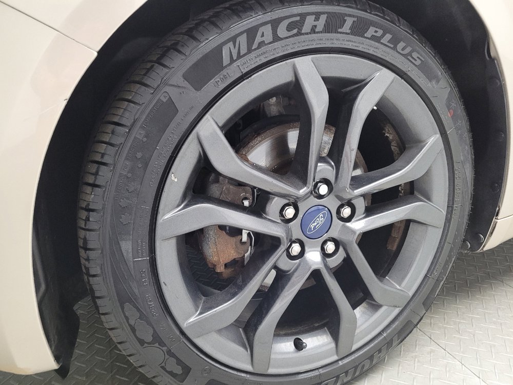 Used 2018 Ford Fusion SE w/ Equipment Group 201A FWD image 31