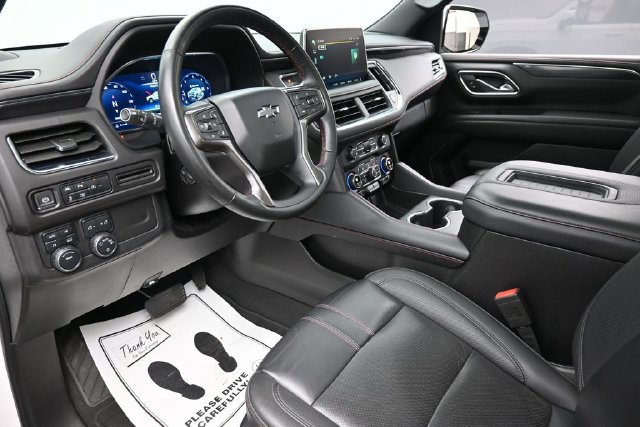 Used 2024 Chevrolet Suburban RST w/ Luxury Package AWD/4WD image 19