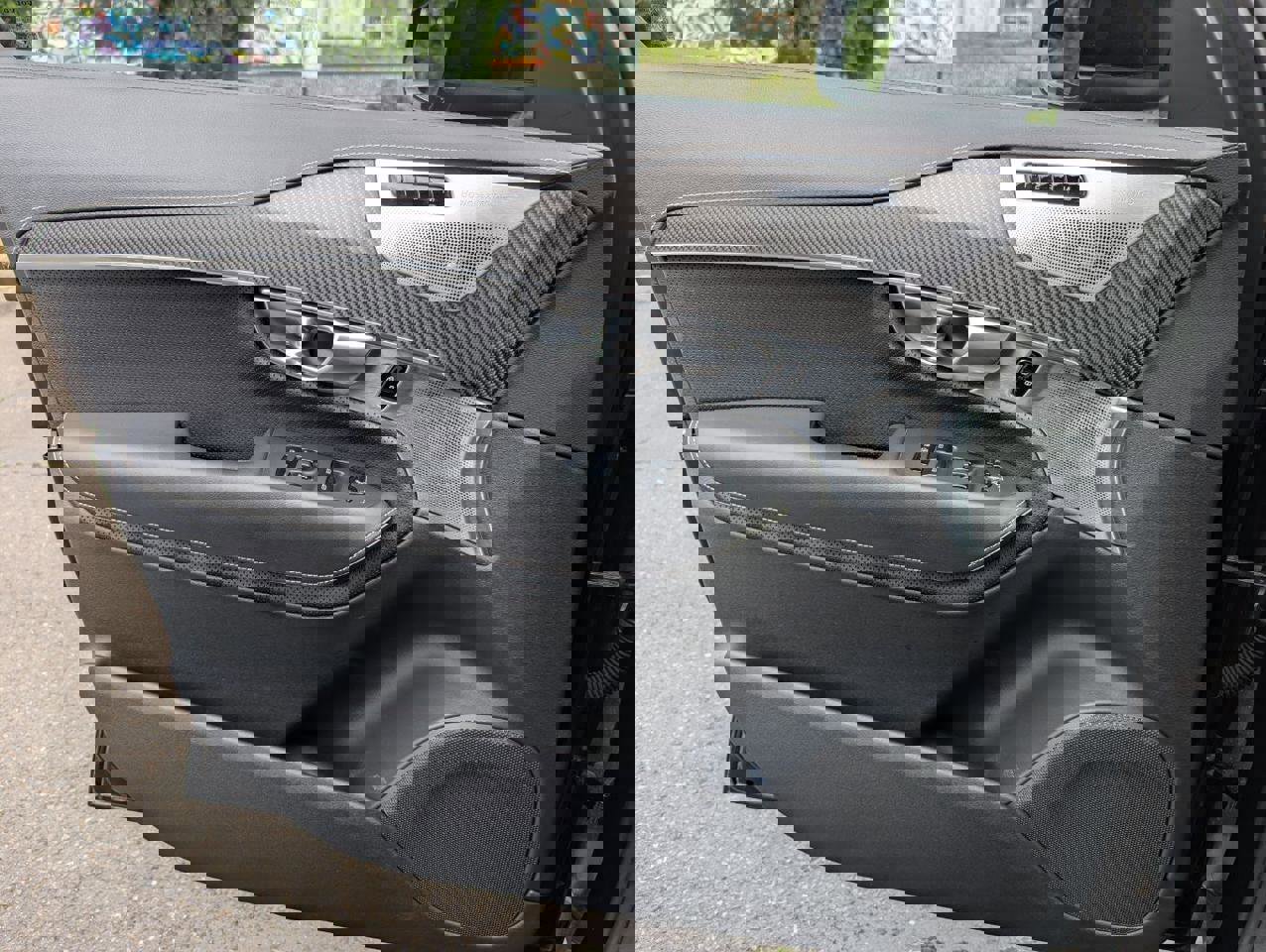 Used 2019 Volvo XC90 T8 R-Design w/ Advanced Package image 27