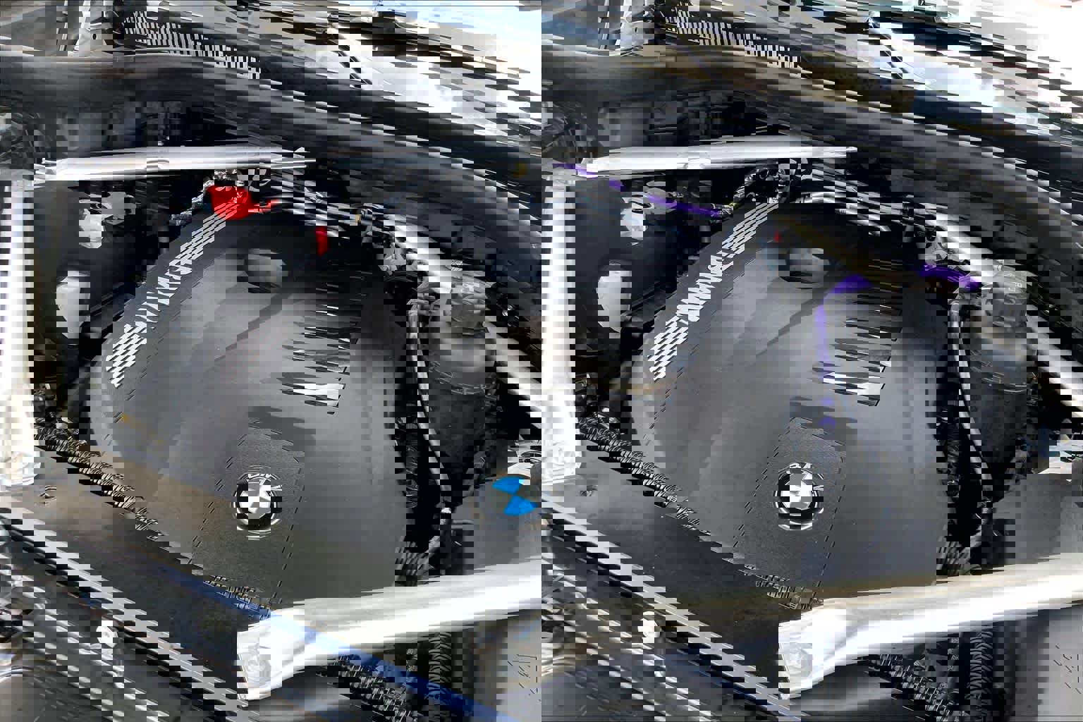 Used 2024 BMW X7 xDrive40i w/ M Sport Package image 32