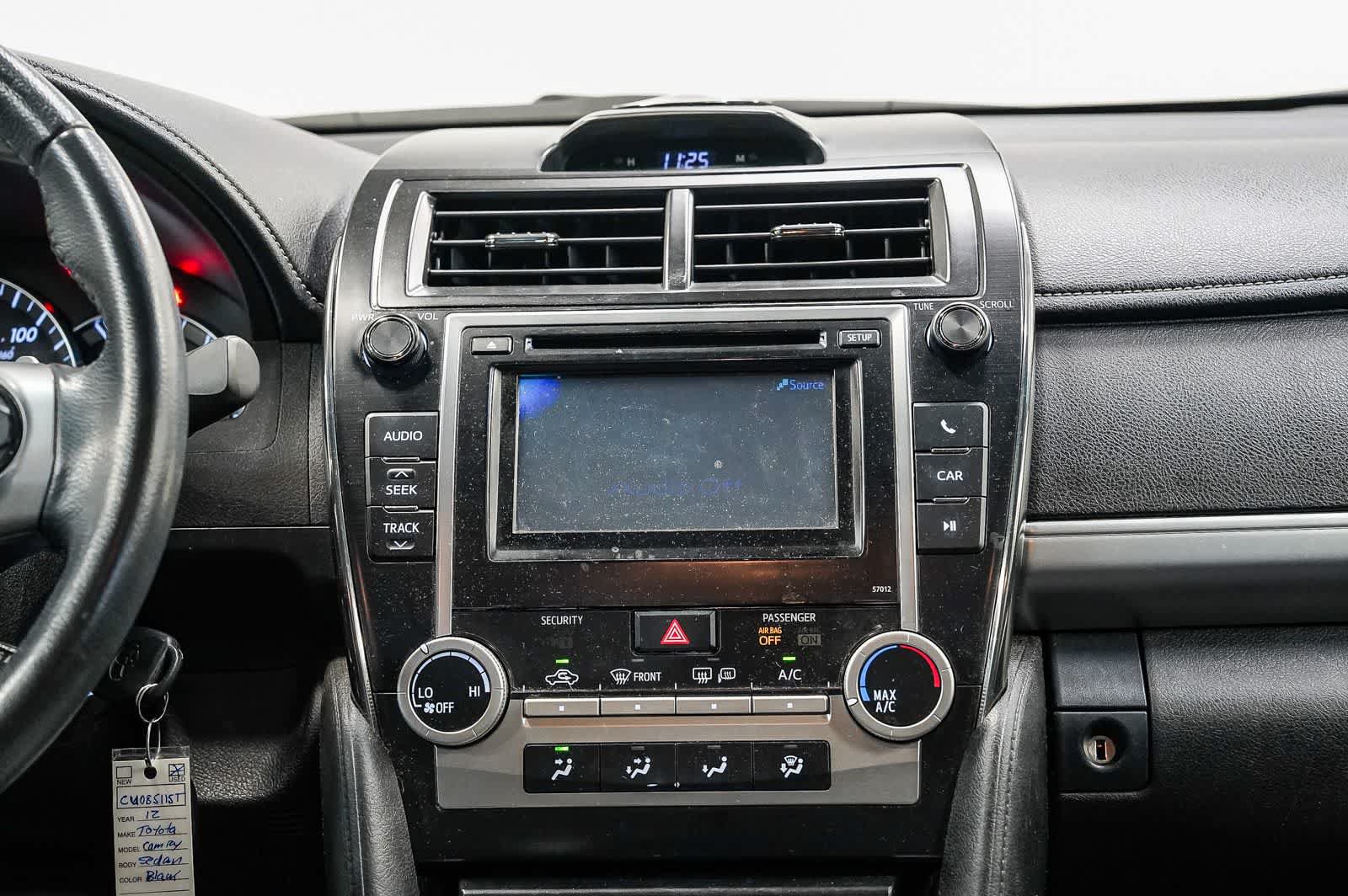 Used 2012 Toyota Camry SE FWD image 14
