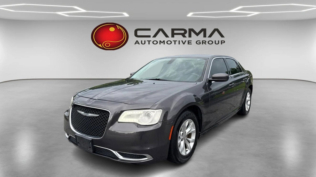 Used 2015 Chrysler 300 Limited RWD video 1