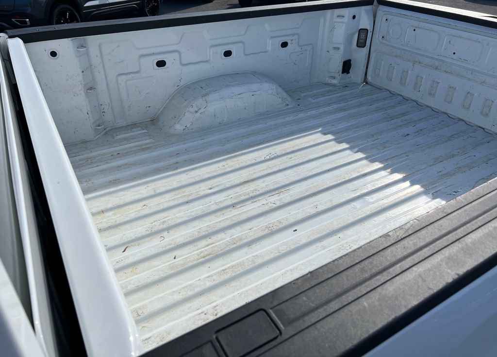 Used 2025 Chevrolet Silverado 2500 LT w/ Convenience Package AWD/4WD image 16