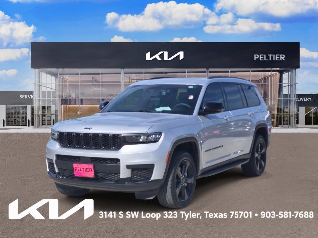 Used 2023 Jeep Grand Cherokee L Laredo AWD/4WD image 3