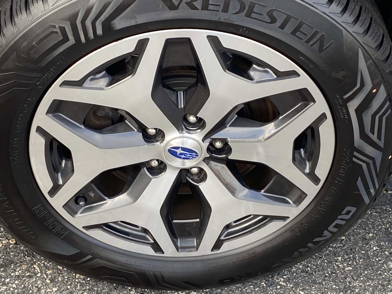 Used 2019 Subaru Forester Premium w/ All-Weather Package image 26