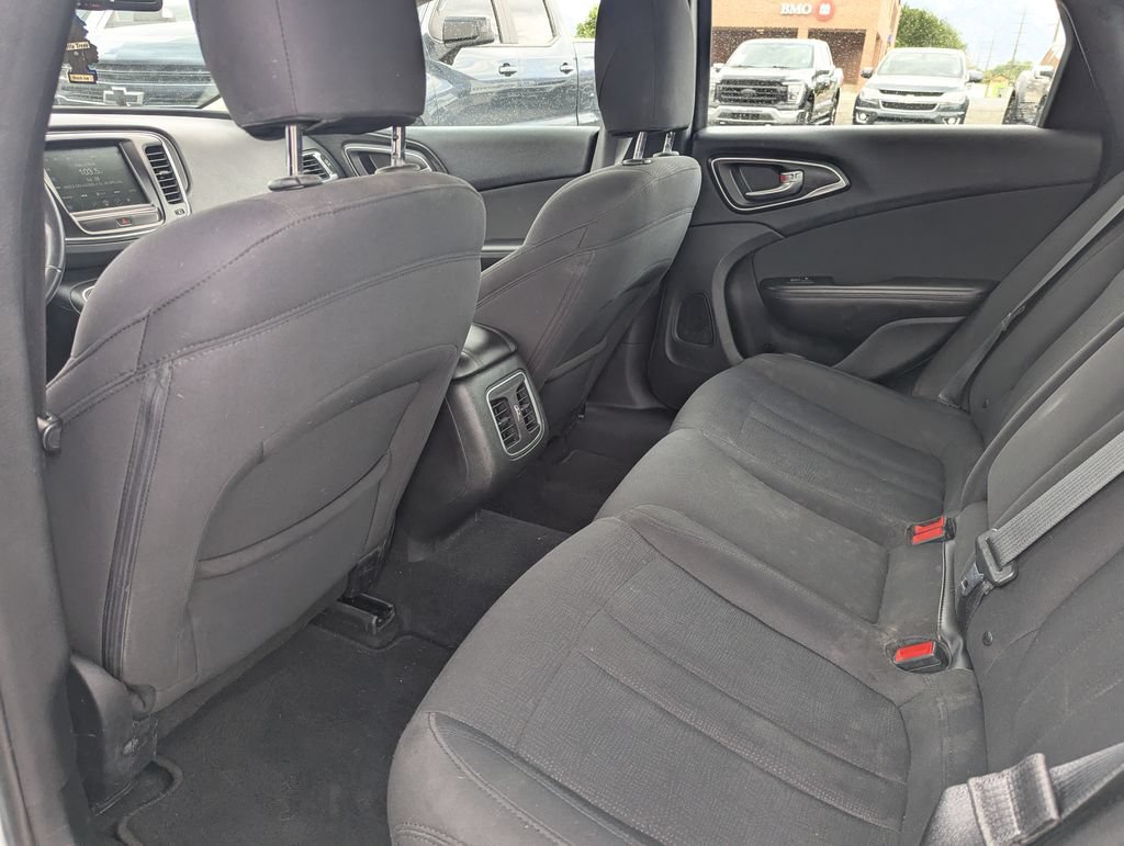 Used 2015 Chrysler 200 Limited w/ Convenience Group FWD image 19