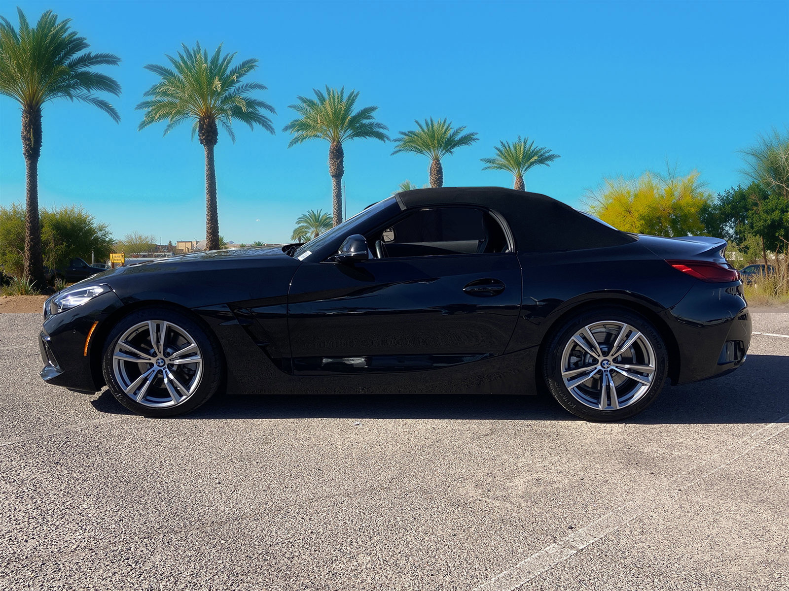 Used 2026 BMW Z4 sDrive30i RWD image 2