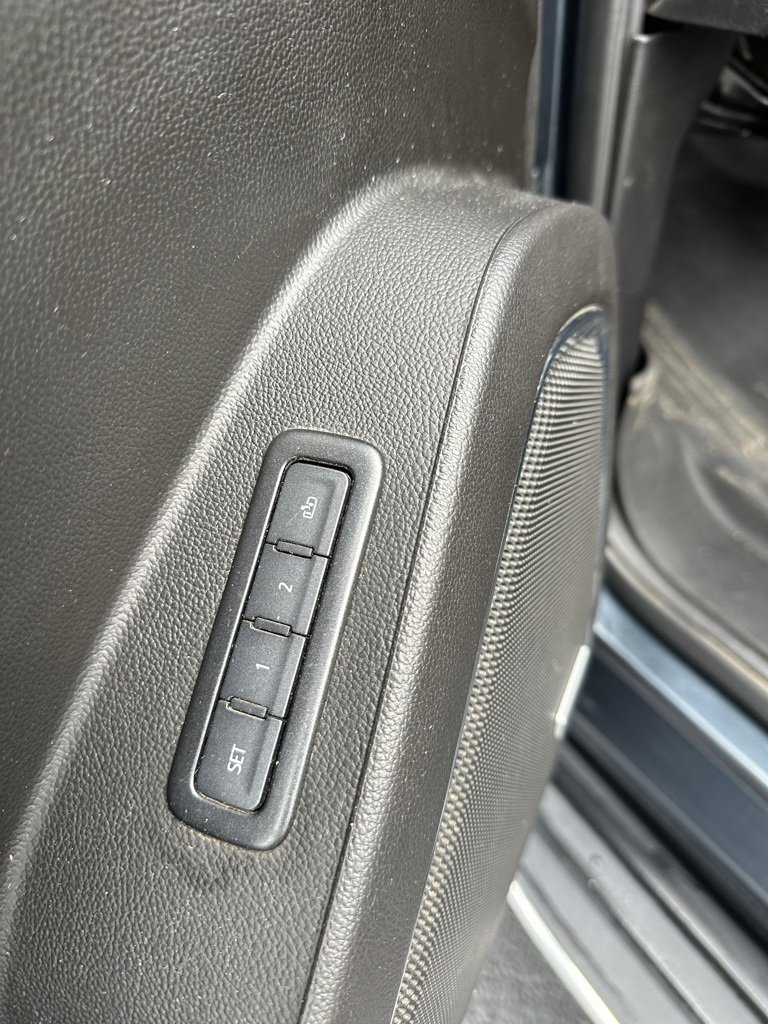 Used 2019 GMC Yukon Denali w/ Open Road Package image 8