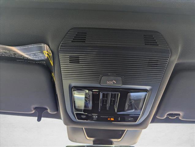 New 2026 Volkswagen Tiguan SE R-Line image 20