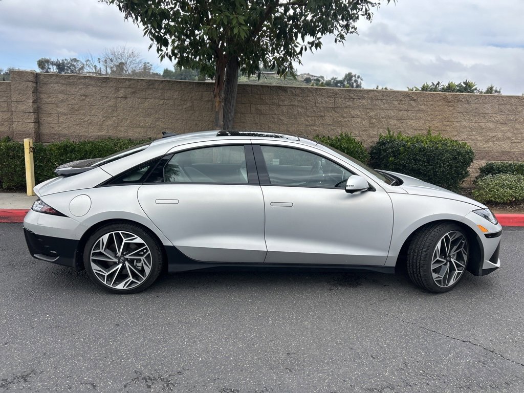 Used 2023 Hyundai Ioniq 6 Limited image 9