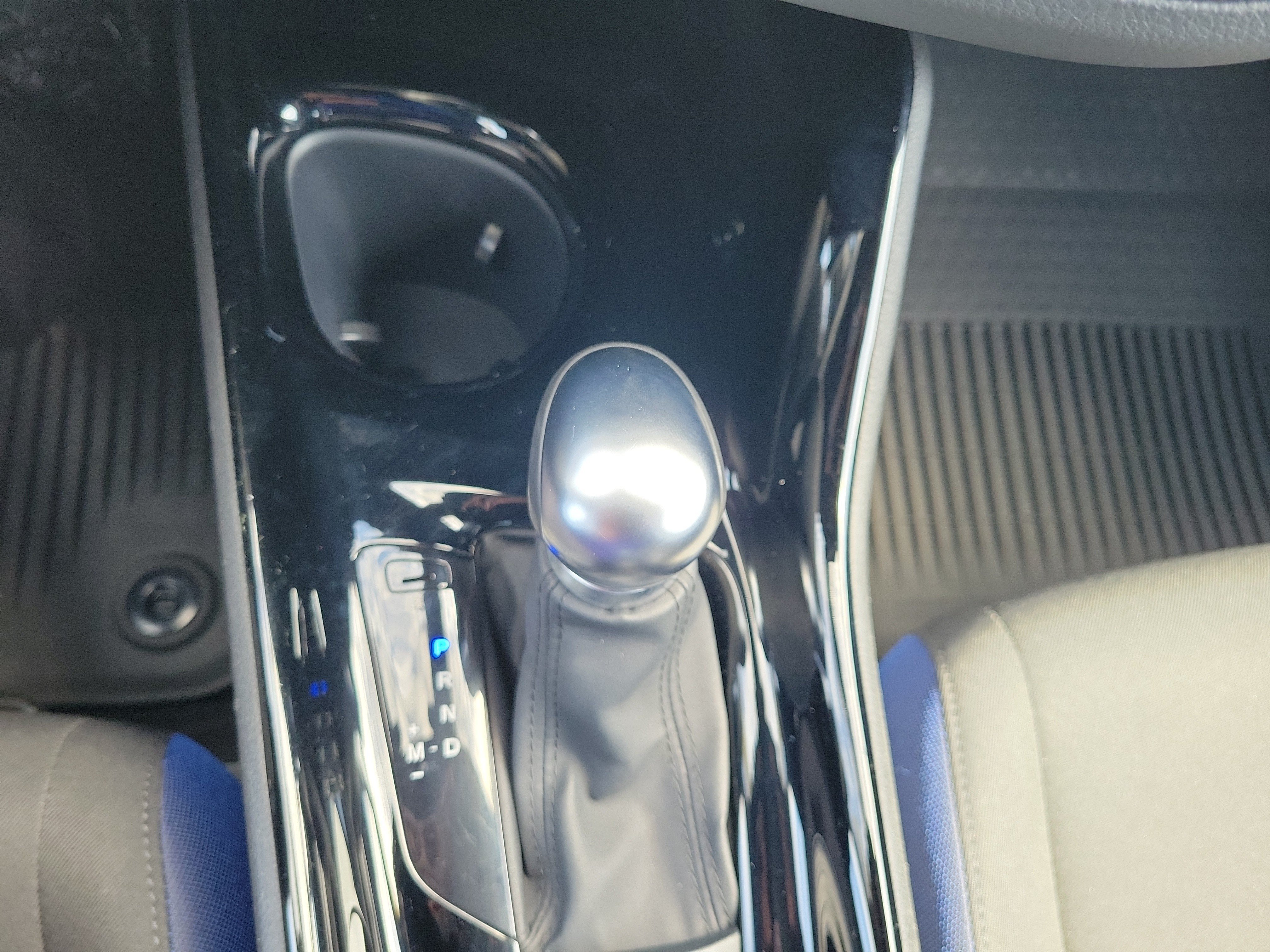 Used 2021 Toyota C-HR XLE FWD image 27