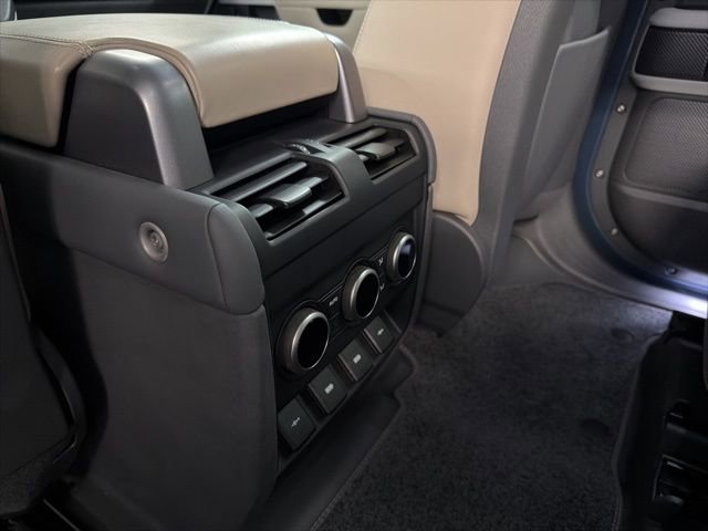 Used 2020 Land Rover Defender 110 SE AWD/4WD image 17