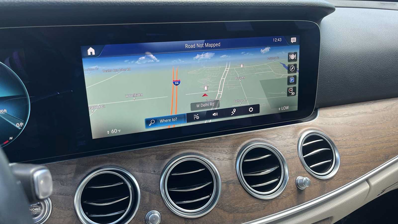 Certified 2023 Mercedes-Benz E 350 4MATIC Sedan image 43