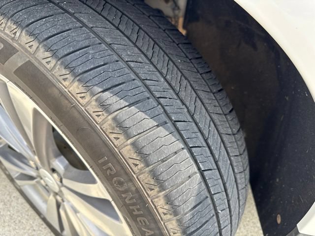 Used 2025 Cadillac XT5 Premium Luxury AWD/4WD image 18