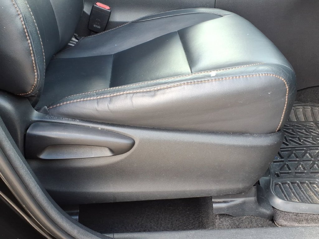 Used 2015 Toyota Highlander XLE FWD image 13