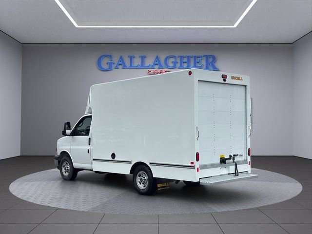 New 2026 GMC Savana 3500 w/ Power Convenience Package RWD image 7